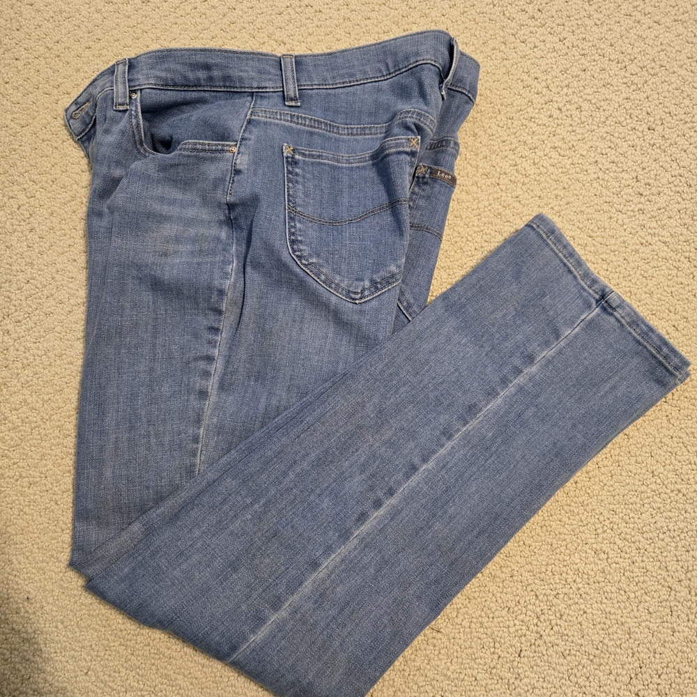 Women's LEE Relaxed Fit Mid Rise Jeans 6M